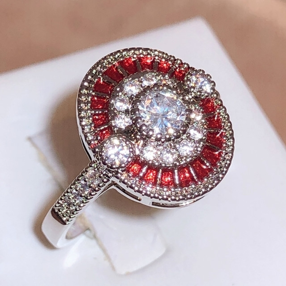 Elegant Cubic Zirconia Red and Silver Circle Ring